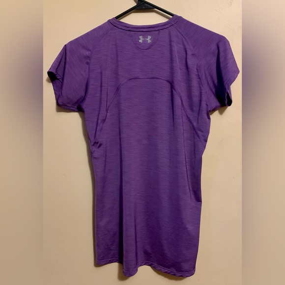 Under Armour T Shirt - Heat Gear - XS - Picture 6 of 6